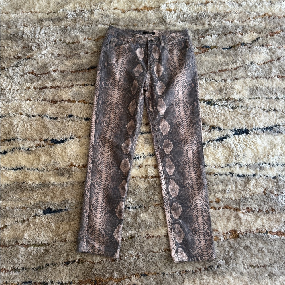 L&B Lucky & Blessed Snakeskin Print Pants, Sz 8, Ec